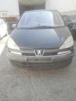 PEUGEOT 807
