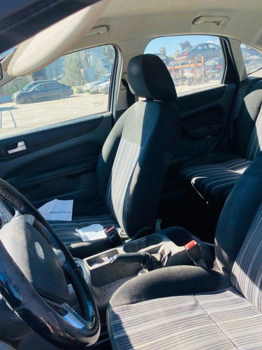  FORD FOCUS BERLINA (CB4) 