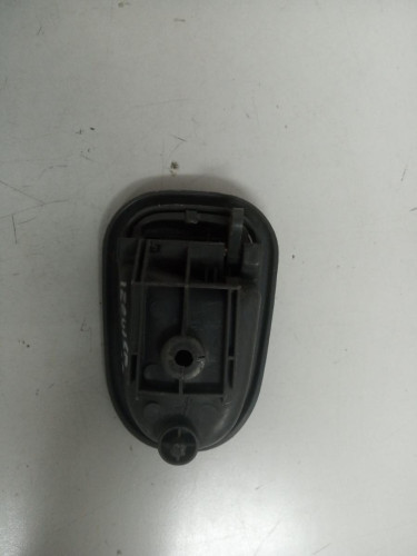  MANETA INTERIOR DELANTERA IZQUIERDA KIA SPORTAGE 