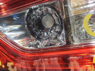 PILOTO TRASERO DERECHO INTERIOR, TOYOTA, YARIS (KSP1/NLP1/NSP1)
