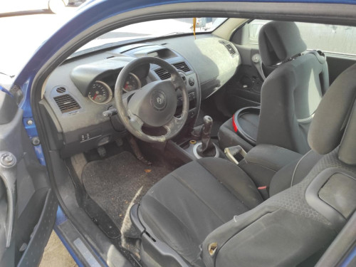 RENAULT MEGANE II BERLINA 3P — Donor Vehicle for Used Parts 