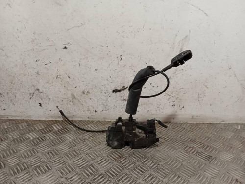 CERRADURA PUERTA DELANTERA IZQUIERDA 