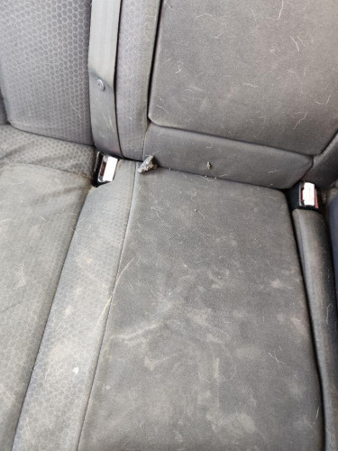 ENGANCHE CINTURON TRASERO IZQUIERDO Renault MEGANE II BERLINA 3P 