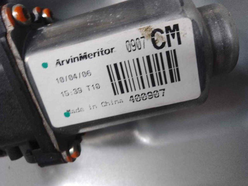 ELEVALUNAS DELANTERO IZQUIERDO HYUNDAI SANTA FE (CM) 