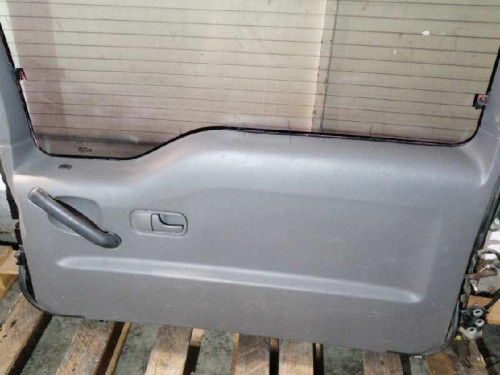  PORTON TRASERO, FORD, MAVERICK (ML) 