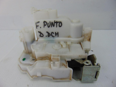 CERRADURA PUERTA DELANTERA DERECHA, FIAT, II TIPO (357) HATCHBACK