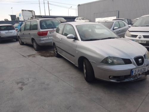 SEAT IBIZA (6L1) — vehículo donante para recambios 