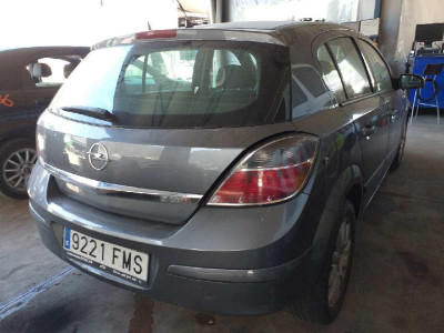 OPEL ASTRA H BERLINA