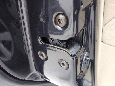 CERRADURA PUERTA TRASERA IZQUIERDA
