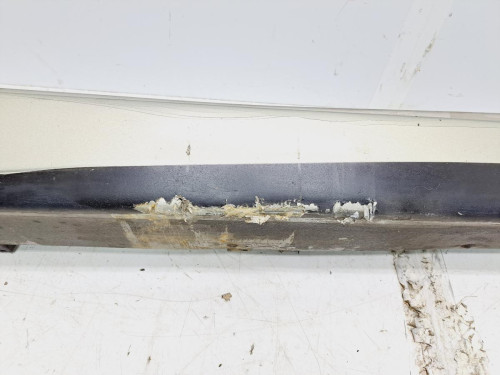  FALDON LATERAL MITSUBISHI GRANDIS (NA0W) 