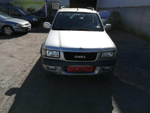 OPEL FRONTERA B — vehículo donante para recambios 