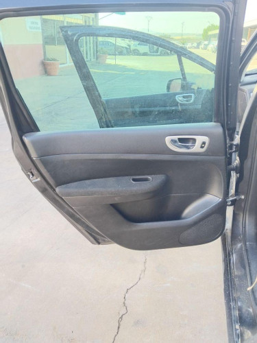 GUARNECIDO PUERTA TRASERA IZQUIERDA Peugeot 307 Break/ SW (S2)(06.2005->) Peugeot 307 Break/ SW (S2)(06.2005->) 