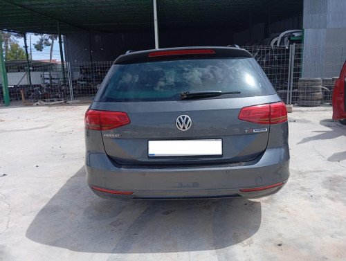  VOLKSWAGEN PASSAT VARIANT (3G5) 