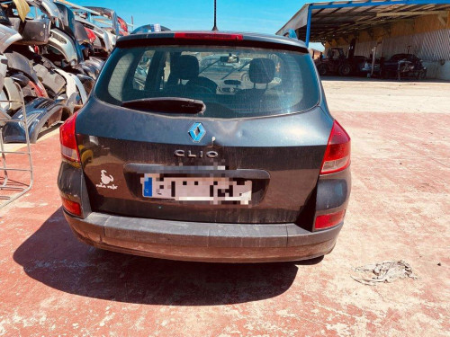 RENAULT CLIO III GRANDTOUR — vehículo donante para recambios 
