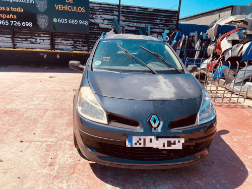 RENAULT CLIO III GRANDTOUR — vehículo donante para recambios 