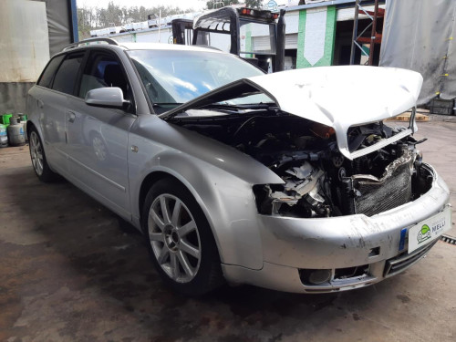 AUDI A4 AVANT (8E) — vehículo donante para recambios 