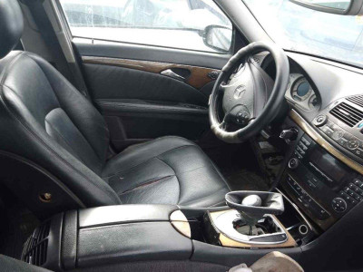 MERCEDES-BENZ CLASE E (BM 211) BERLINA