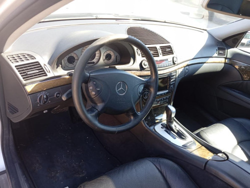  MERCEDES-BENZ CLASE E (BM 211) BERLINA 