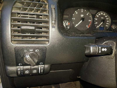 OPEL ZAFIRA A — vehículo donante para recambios 