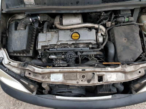 OPEL ZAFIRA A — vehículo donante para recambios 
