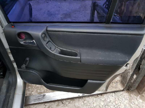 OPEL ZAFIRA A — vehículo donante para recambios 