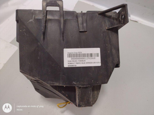 CAJA RELES / FUSIBLES RENAULT TRAFIC II FURGÓN 