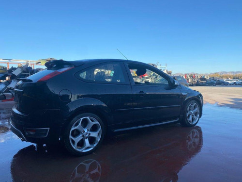  FORD FOCUS BERLINA (CAP) 