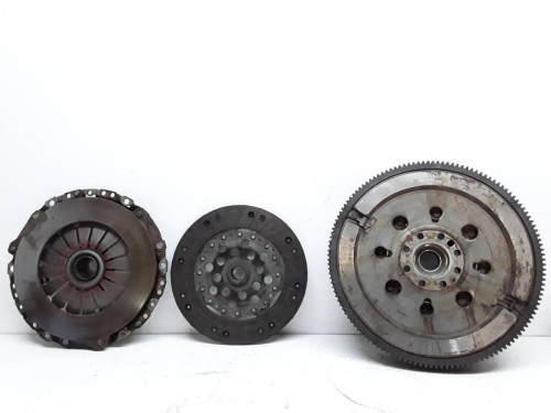 KIT EMBRAGUE PEUGEOT 406 BERLINA (S1/S2) 