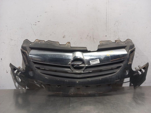 REJILLA DELANTERA OPEL CORSA D 