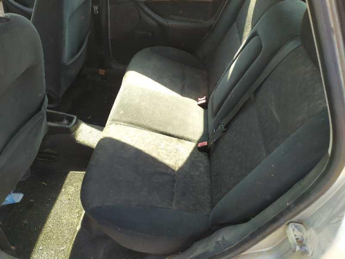  FORD FOCUS BERLINA (CAK) 