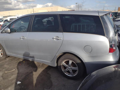 MITSUBISHI GRANDIS (NA0W)