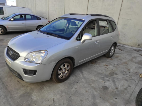 KIA CARENS (UN) — vehículo donante para recambios 