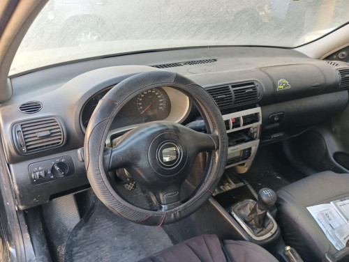 SEAT LEON (1M1) — автомобиль-донор на запчасти 