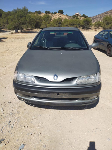 RENAULT LAGUNA (B56) — автомобиль-донор на запчасти 