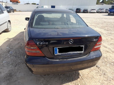 MERCEDES-BENZ CLASE C (BM 203) BERLINA