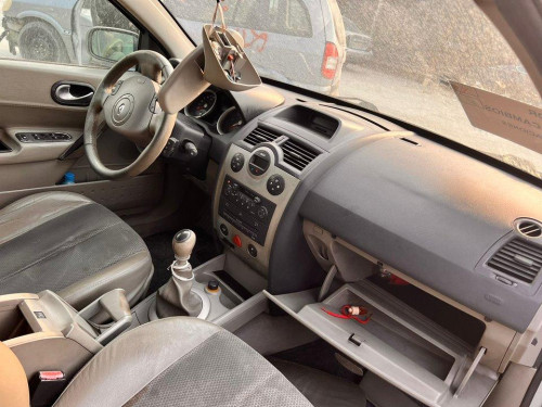 RENAULT MEGANE II BERLINA 5P 