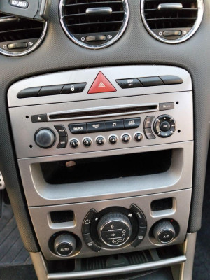 SISTEMA AUDIO / RADIO CD
