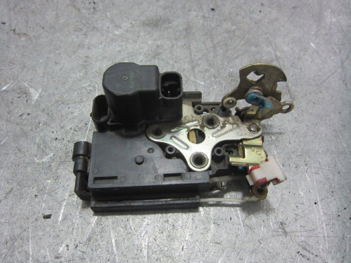  CERRADURA PUERTA DELANTERA DERECHA CHEVROLET KALOS 