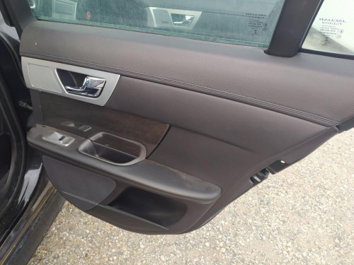  ELEVALUNAS TRASERO DERECHO JAGUAR XF 