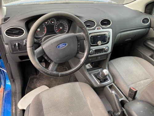  FORD FOCUS BERLINA (CAP) 