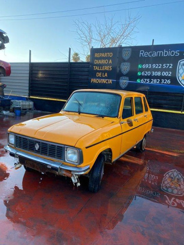  RENAULT 