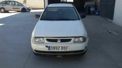 SEAT IBIZA (6K1) — vehículo donante para recambios 