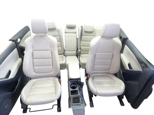 JUEGO ASIENTOS COMPLETO de segunda mano