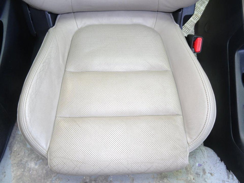 JUEGO ASIENTOS COMPLETO de segunda mano