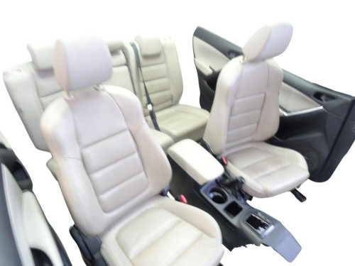 JUEGO ASIENTOS COMPLETO de segunda mano