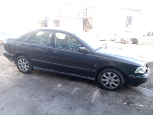  VOLVO S40 BERLINA 