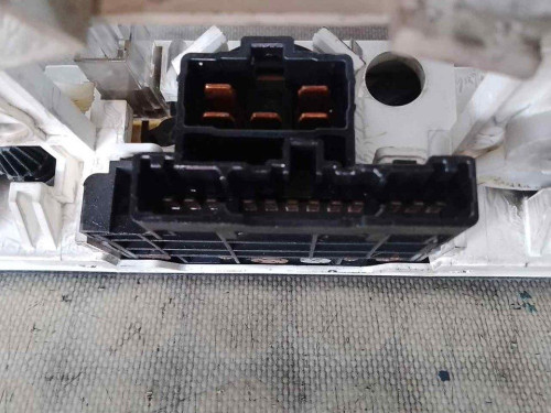 MANDO CALEFACCION / AIRE ACONDICIONADO MITSUBISHI CARISMA BERLINA 5 (DA0) 