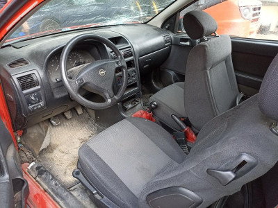 OPEL ASTRA G BERLINA