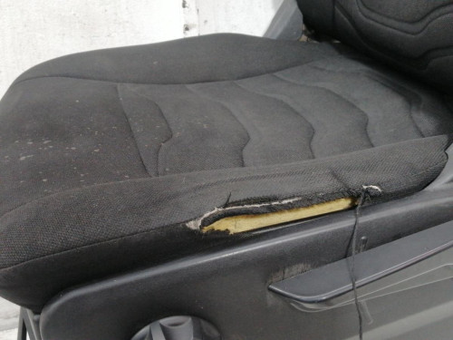  ASIENTO DELANTERO IZQUIERDO IVECO DAILY CONF. PAQUETERÍA (SOMMER) 