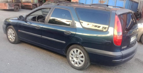  RENAULT LAGUNA GRANDTOUR (K56) 